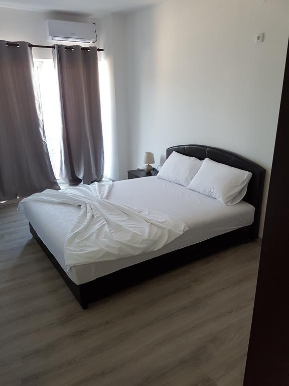 Avdiu Apartment Улцинь Екстер'єр фото