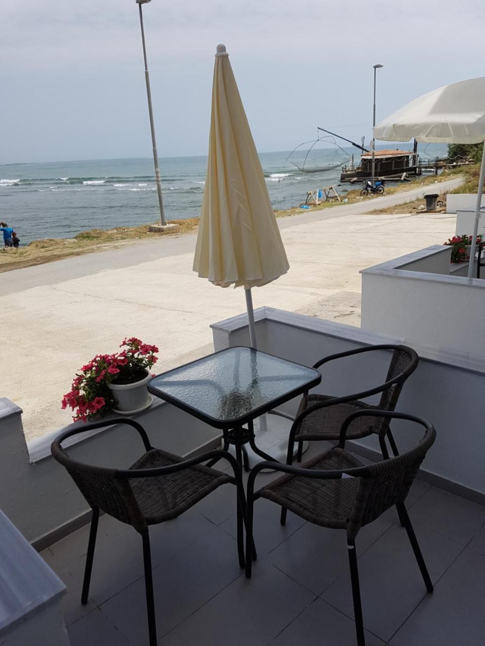 Avdiu Apartment Улцинь Екстер'єр фото